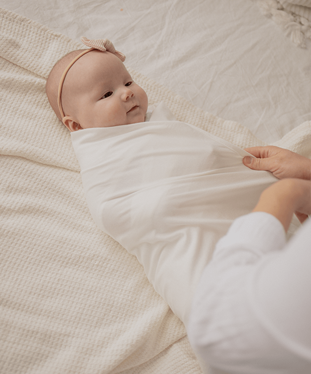 Swaddle Blanket - Sunday Hug - Sunday Hug - Baby Essentials - Safe For Babies Sensitive Skin